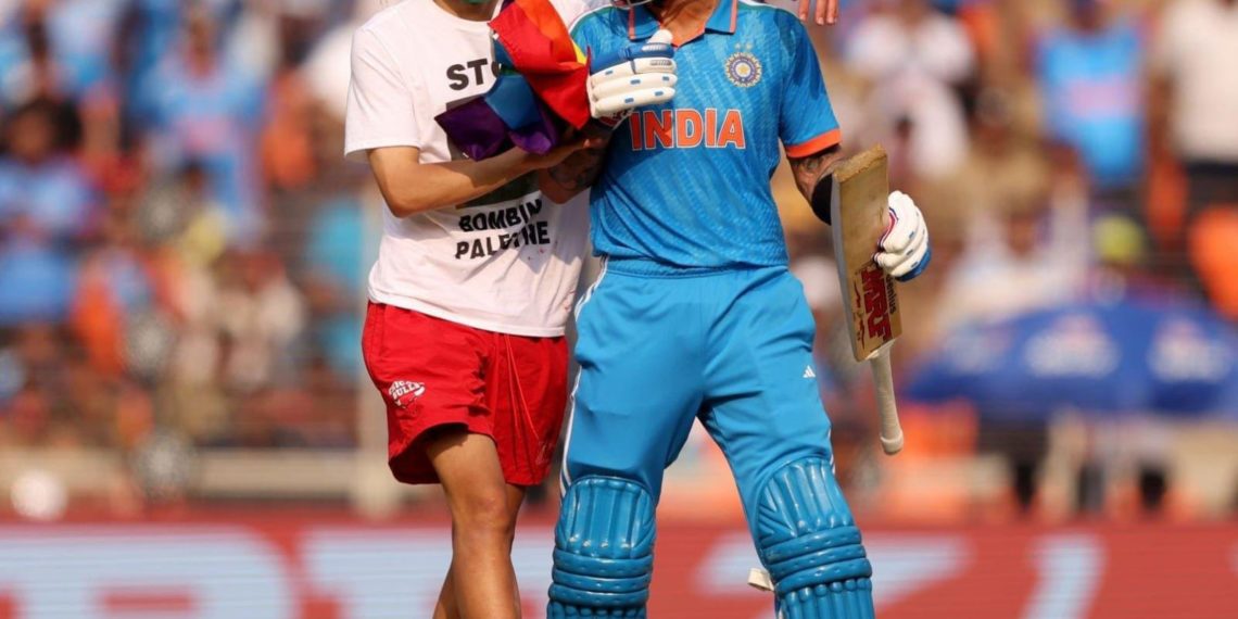 Case registered against man who entered field during India-Australia World Cup final match in Ahmedabad