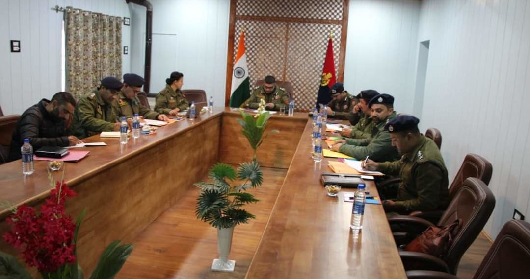 IGP Kashmir visits Shopian & Pulwama; Chairs security review meetings
