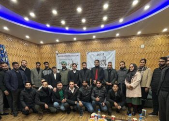Kashmir Advocate’s Association Marks Constitution Day with Grand Celebration, Pays Homage to 26/11 Mumbai Attacks Martyrs