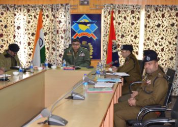 IGP Kashmir visits Awantipora, chairs security review meeting