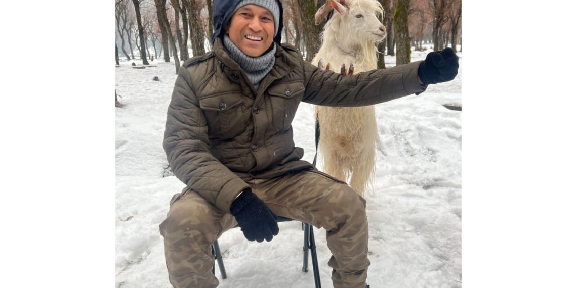 Sachin Tendulkar shares new glimpse from his Kashmir trip, invites world to visit J&K