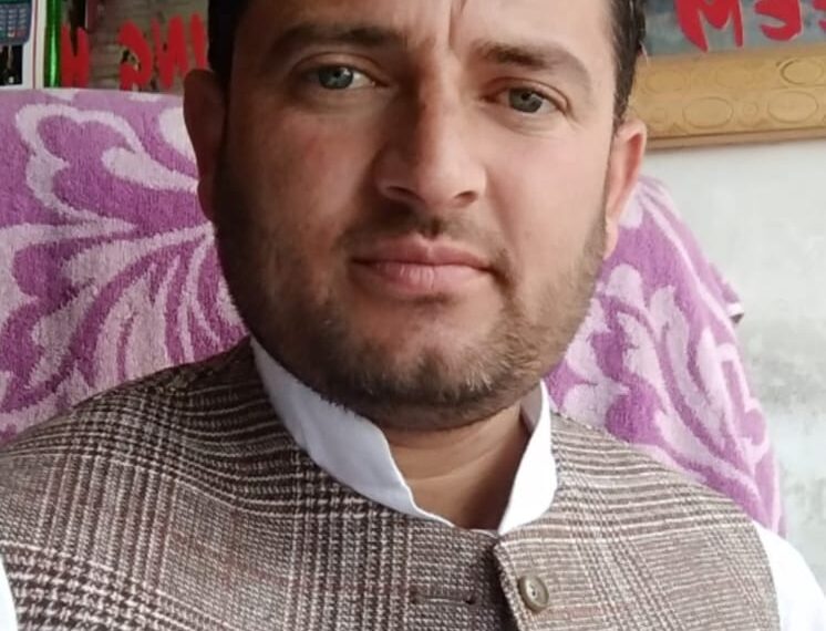 بیوپارمنڈل صدر نے کرناہ میں افطار پارٹی کا اہتمام کیا پیرزادہ سعید