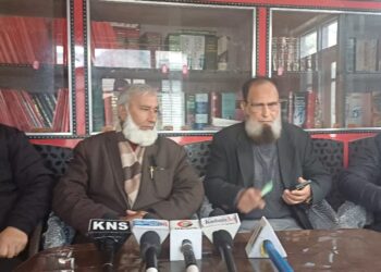 “کرنا بار ایسوسی ایشن پہاڑی برادری کے لیے ایس ٹی  سرٹیفکیٹس کی فوری فراہمی کی وکالت کرتی ہے”