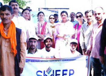 Lok Sabha Elections-2024 Voters awareness event enthralls crowd at Slathia Chowk, Udhampur