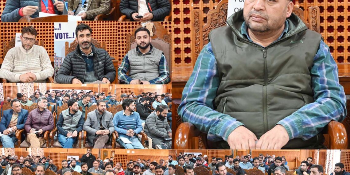 Lok Sabha Elections 2024: Training programme organized for Presiding Officers polling staff at Shopian