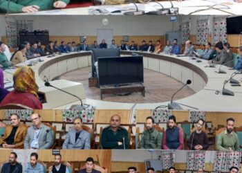 DDC Kupwara reviews progress of ABPS under MGNREGA