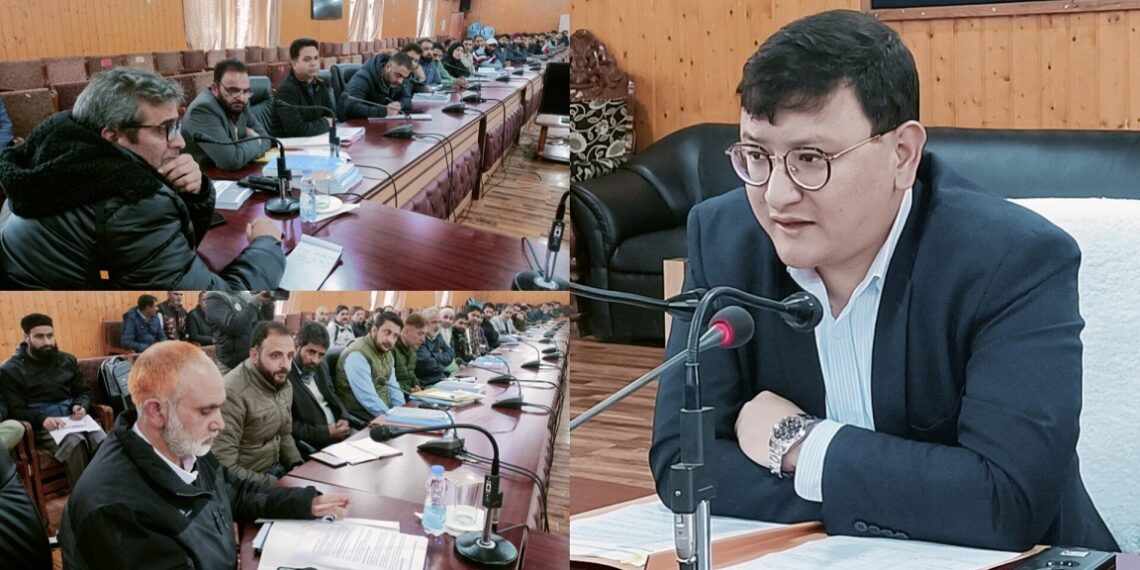 Lok Sabha Elections 2024 DEO B’la presides final training session on Expenditure Monitoring