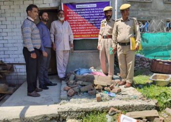 PROPERTIES OF NOTORIOUS DRUG PADDLERS WORTH LAKHS ATTACHED