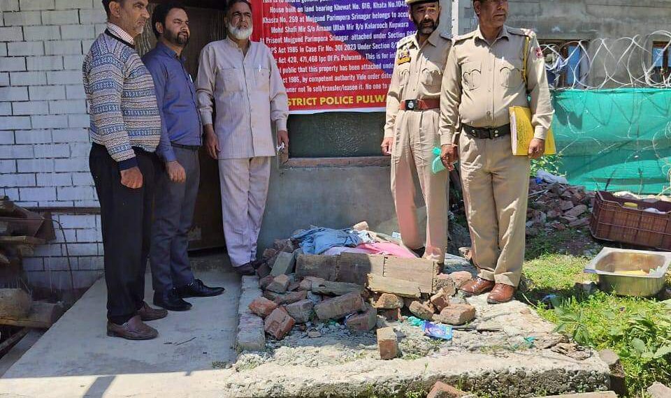 PROPERTIES OF NOTORIOUS DRUG PADDLERS WORTH LAKHS ATTACHED