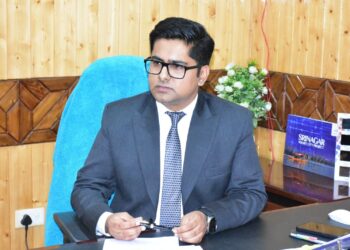 Commissioner SMC reviews Infrastructure Projects of Srinagar Municipal Corporation