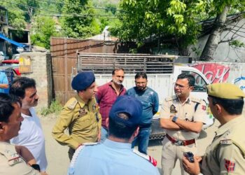 SSP GANDERBAL SHRI SANDEEP GUPTA-IPS HELD MEETING WITH TRANSPORTERS & OTHER STAKEHOLDERS IN ORDER TO PREVENT HEAVY CONGESTION/TRAFFIC JAM IN THE DISTRICT