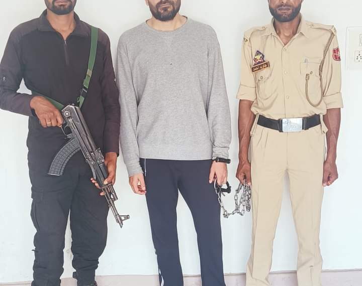 Police booked notorious drug smuggler under PIT NDPS Act in Baramulla; Lodged in Central Jail Kot Bilwal Jammu