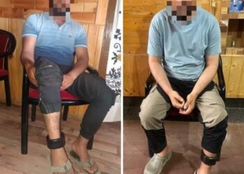 Sopore Police fix GPS tracker anklet on two bailed-out terror associates