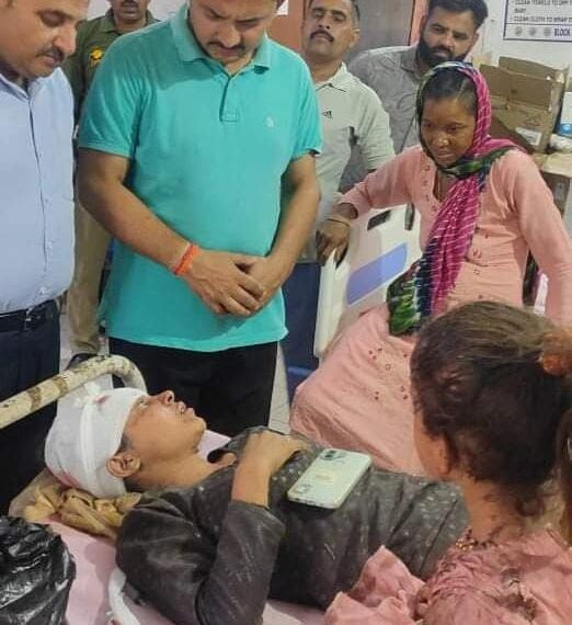 1 dead, 14 injured as vehicle falls into gorge in J&K’s Udhampur