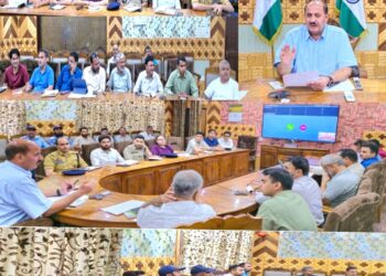 کپوارہ میں ڈسٹرکٹ روڈ سیفٹی کمیٹی کا اجلاس ہوا۔