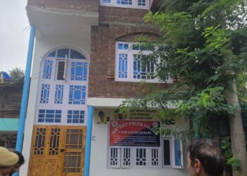 District Police Kulgam attaches Two storied Residential house/commercial property worth appropriate market value of Rs 3 Crores of a notorious drug peddler on national highway in Qazigund, Kulgam
