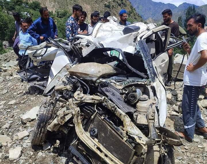 Three dead In karnah Road road accident Near Sikh Bridge Teetwall North kashmir Kupwara District