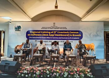 مویشی پالن اور ڈیری پروری محکمہ کا جموں و کشمیر اور لداخ یوٹی کے ریاستی اور ضلعی نوڈل افسروں کے لیے سافٹ ویئر اور نسلوں پر 21ویں مویشیوں کی مردم شماری کی علاقائی تربیت کا انعقاد