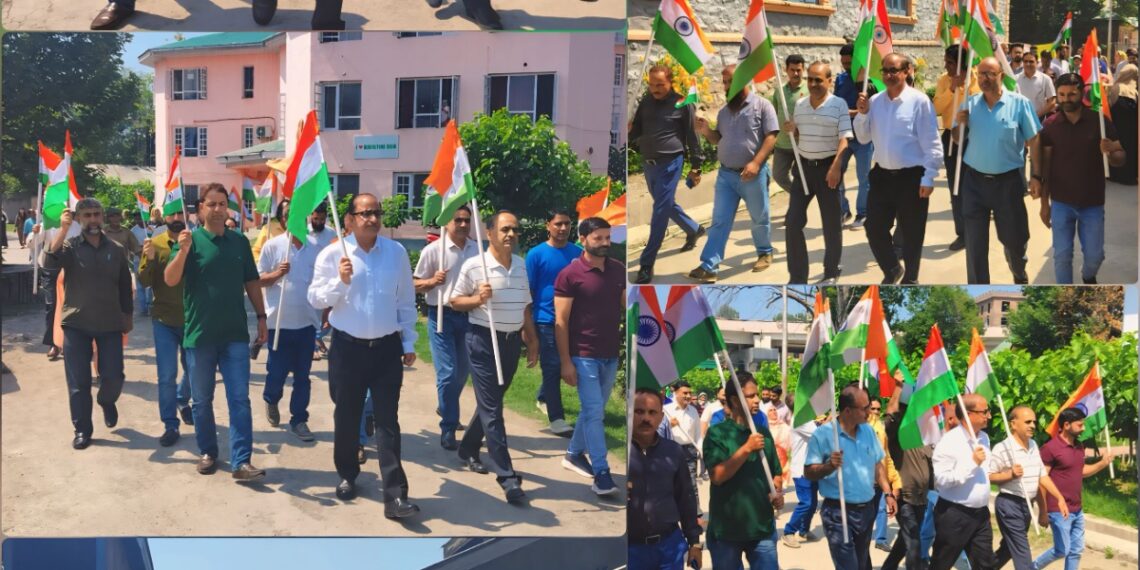 Sericulture Development Department organizes Tiranga Rally
