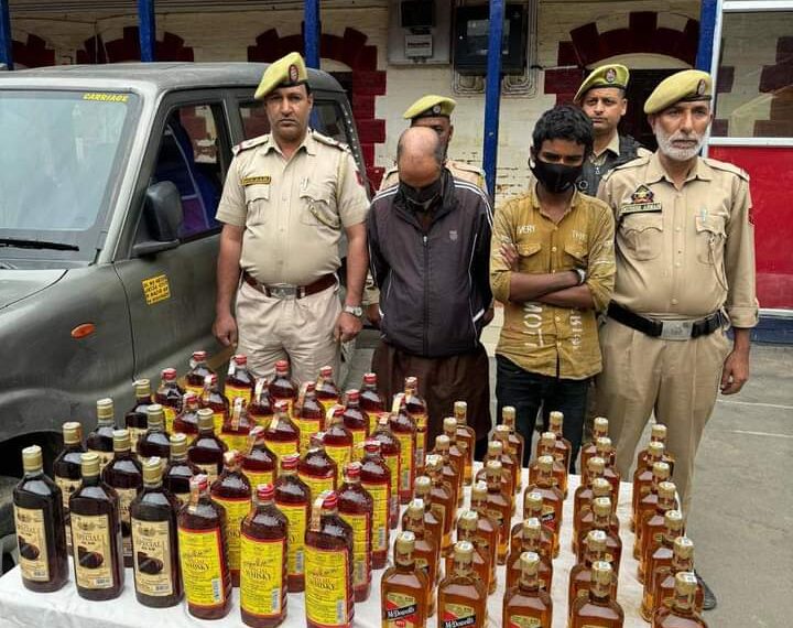 Pulwama Police Arrests Two Individuals; 70 Bottles of Liquor Seized