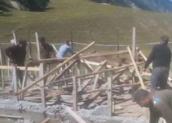 Illegal Sonamarg Structure Demolished Wildlife Department Cracks Down on Encroachment