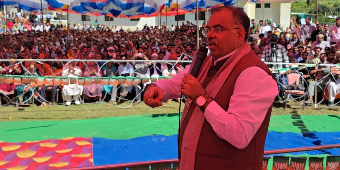 BJP  will not allow reservation to be withdrawn even after ten births: Tarun Chugh