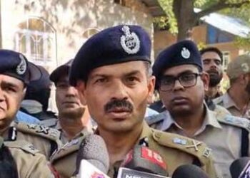 Budgam accident: J&K DGP visits Brell village; hails locals for rescue ops, announces SPO recruitment, cash prize, commendation certificates