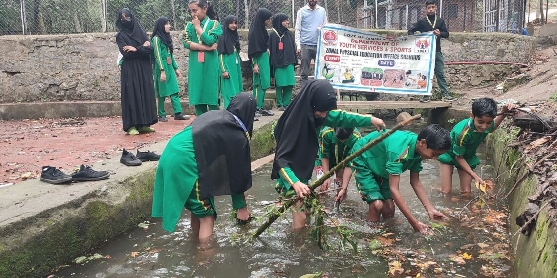 YSS Organises SWACHH BHARAT NAYA SANKALP Cleanliness Drives across J&K