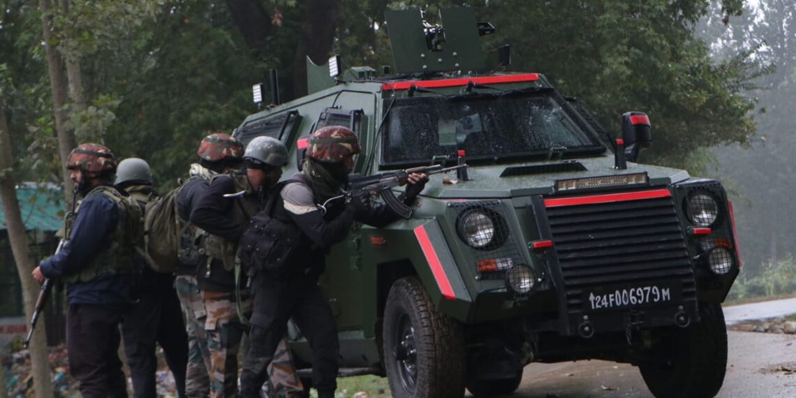 Kulgam Gunfight: 3 Army Soldiers,Police Officer Injured In Ongoing Operation