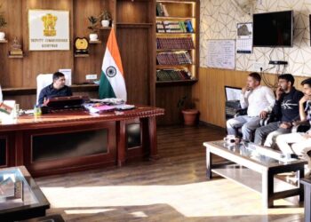 Assembly Election-2024 DEO Kishtwar interacts with Media Persons on reporting guidelines for Counting Day