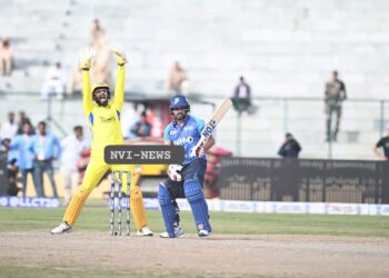 Legends League: Srinagar’s Bakshi Stadium comes alive with first Intl cricket match, massive crowd present