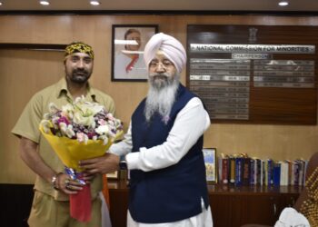 Bollywood Actor Gagandeep Singh Meets Iqbal Singh Lalpura to Discuss Sikh Issues in J&K