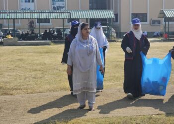 NSS Units of GDCW Pulwama Organize Cleanliness Drive under ‘Swachhta Hi Sewa 4.0’ Campaign