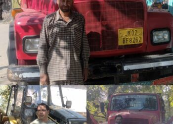 Illegal Mining:  02 Tippers and JCB seized in Kupwara