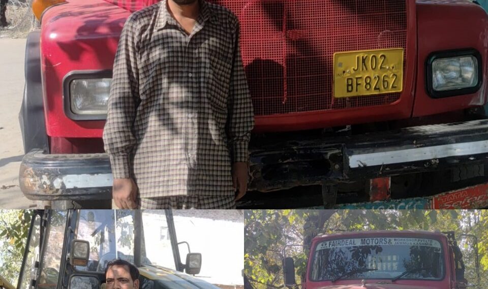 Illegal Mining:  02 Tippers and JCB seized in Kupwara