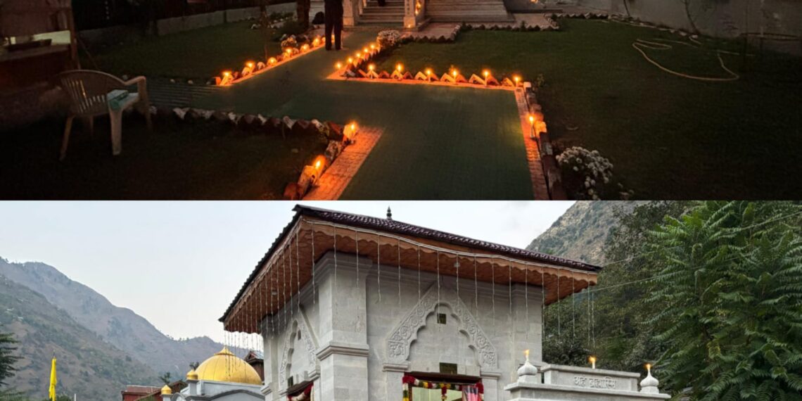 ٹیٹوال میں ایل او سی پر واقع تاریخی شاردا مندر میں منائی دیوالی منائی گئی۔