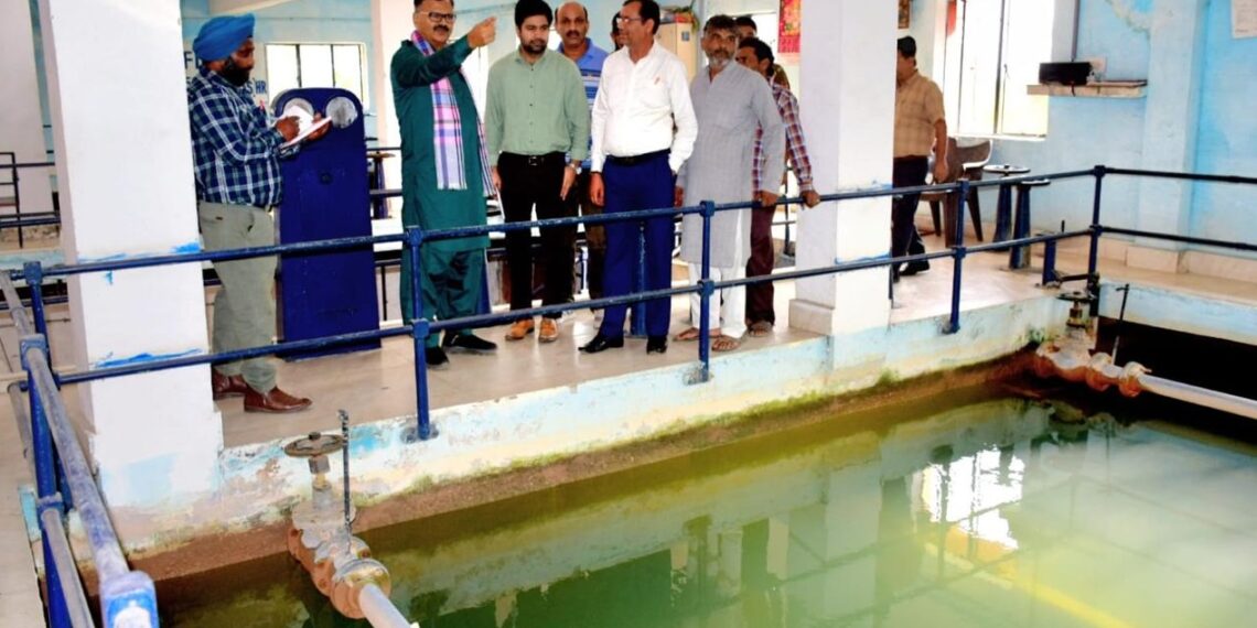 Rana conducts surprise visit of Sitlee, Kiryani Talab, Central Pumping Station Narwal