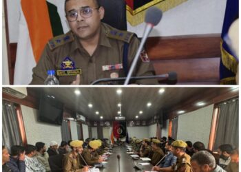 SSP Kulgam chairs District Level Police Conference at DPO Kulgam
