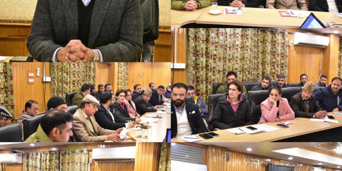 Commissioner SMC holds meeting with Civil Society stakeholders to address Air Pollution