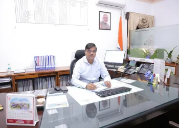 Sports Minister, Advisor to CM flag off J&K Senior Football team for Santosh Trophy