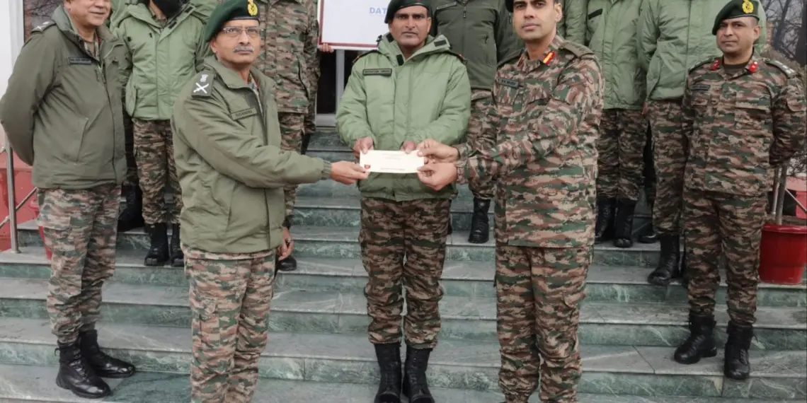 Northern Army Commander Visits Chinar Corps