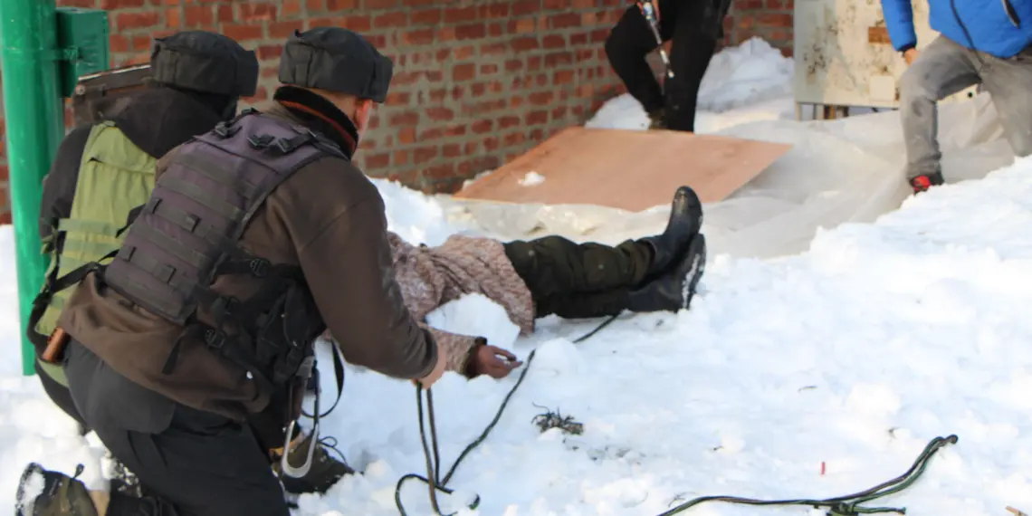 J&K Police Conducts Mock Drill at Qazigund Railway Station
