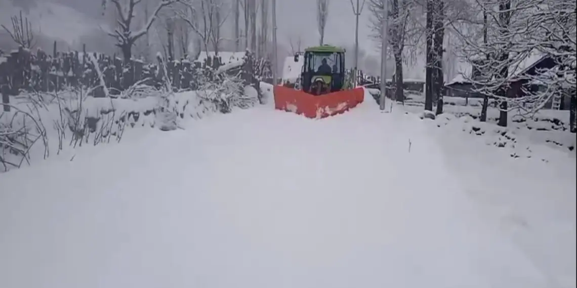 Heavy Snowfall Disrupts Normal Life in Gurez Valley