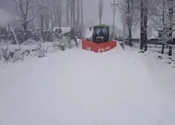 Heavy Snowfall Disrupts Normal Life in Gurez Valley
