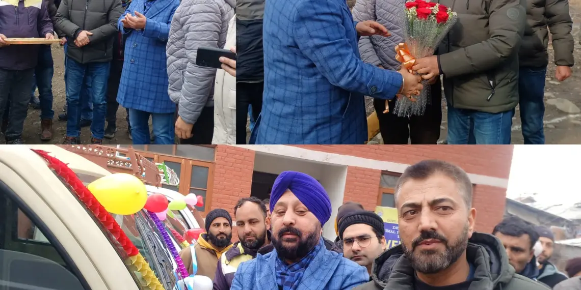 Director Animal husbandry Kashmir Visits Sumbal & Inaugurated 4 Milk Vans