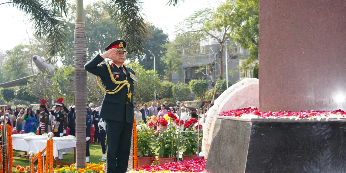 REMEMBERING THE VALIANT: ARMY CHIEF GENERAL UPENDRA DWIVEDI LEADS TRIBUTE AT NOIDA SHAHEED SMARAK
