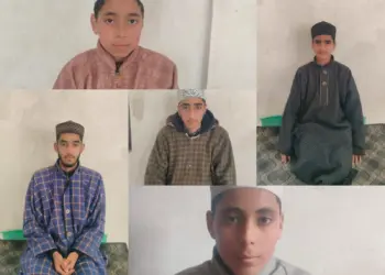 مدرسہ صوت القرآن دلدار کے پانچ طلباءنے ایک ہی بیٹھک میں مکمل قرآن سنایا