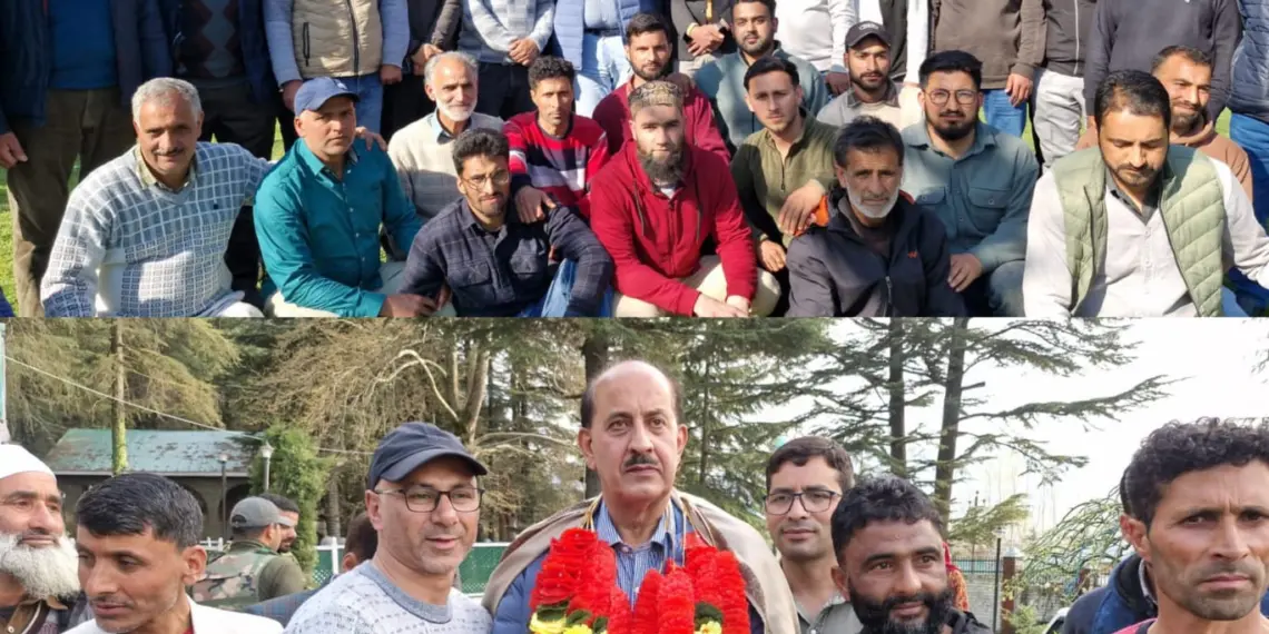 Kupwara Admin Holds Emotional Farewell for ADC Rehman, Honours Service in Border Regions