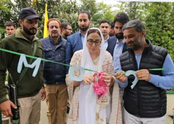 Dr Darakhshan Inaugurates Science Lab at RP School Nagbal Ganderbal