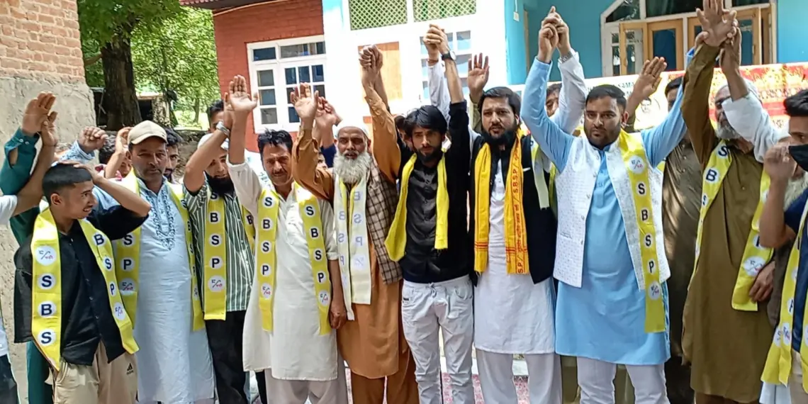 Dozens Join Suheldev Bharatiya Samaj Party at Workers’ Meeting in Baramulla’s Boniyar; Vivek Bali Slams NC Over Decades of Neglect